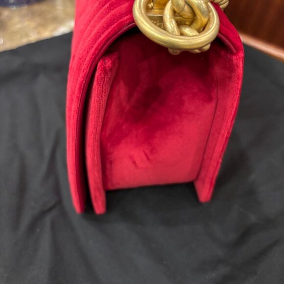 CHANEL Red Quilted Velvet Boy Bag in Gold Hardware - Picture 7 of 8